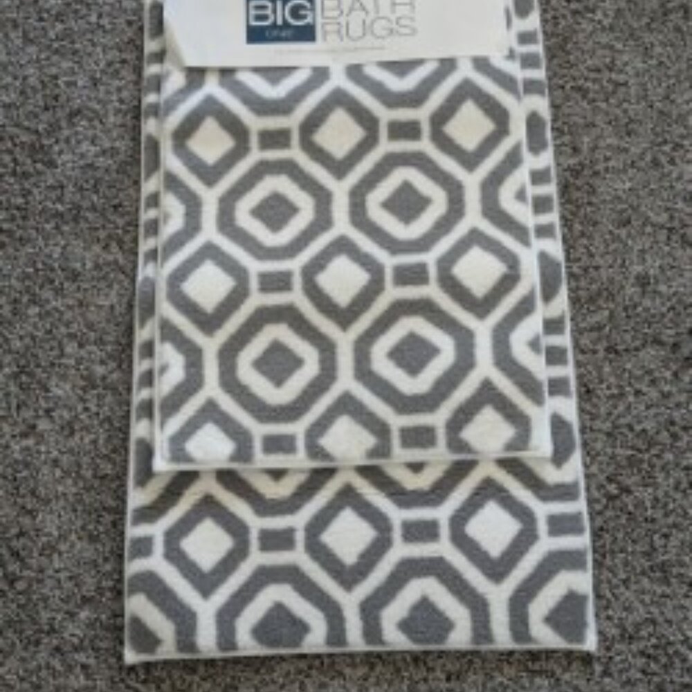 Bath rug set - NEW